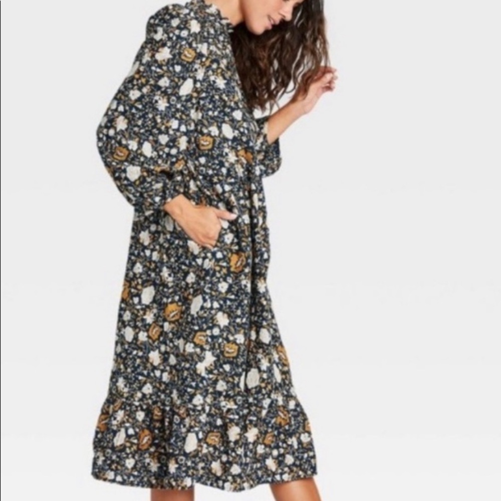 Navy floral dress brand new